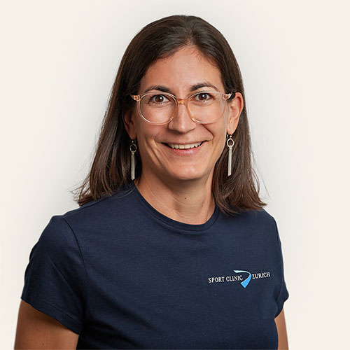 Portraitbild von Susanne Wagner, Assistenz der Geschäftsleitung der SportClinic Zürich